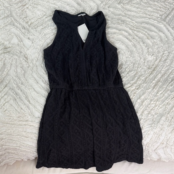 Splendid Sleeveless Dress - Picture 1 of 4